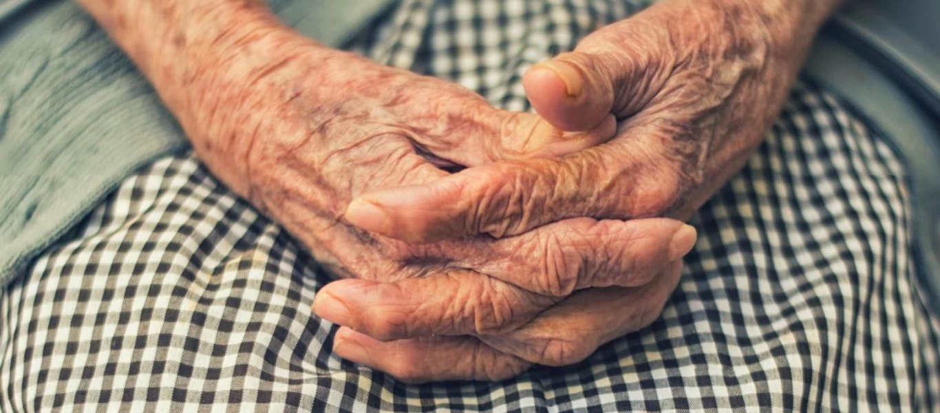 Κρήτη - Ξυλοδαρμός ηλικιωμένης: Αναβλήθηκε η εκδίκαση της υπόθεσης - Της είχε επιτεθεί ξανά ο θερμόαιμος γαμπρός